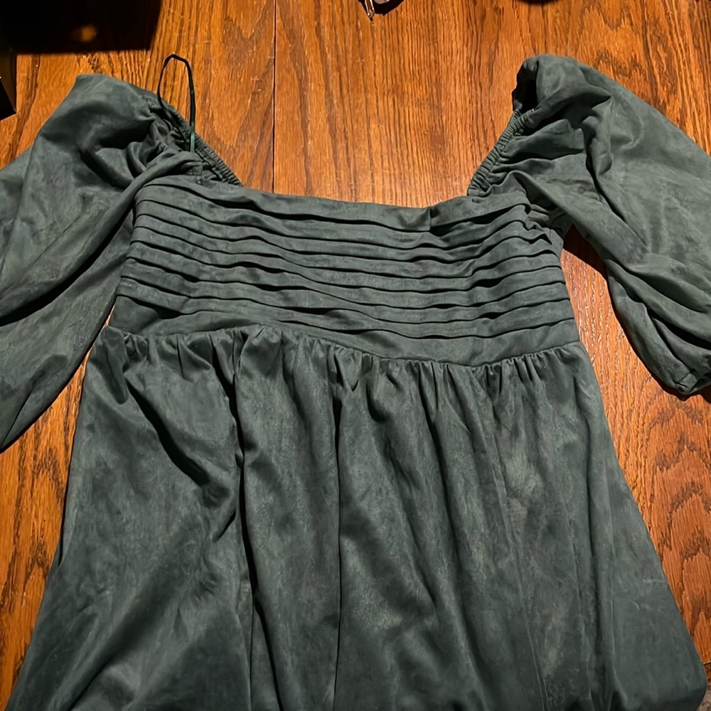 Never worn Women’s green dress